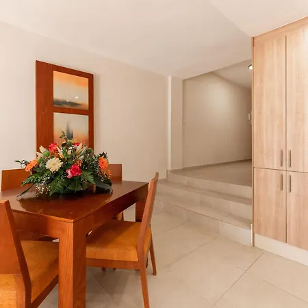 Hotel apartamentowy Vista Sur