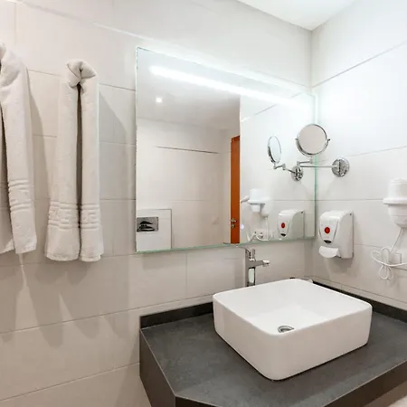 Hotel apartamentowy Vista Sur 4*
