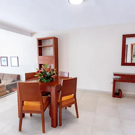 Hotel apartamentowy Vista Sur